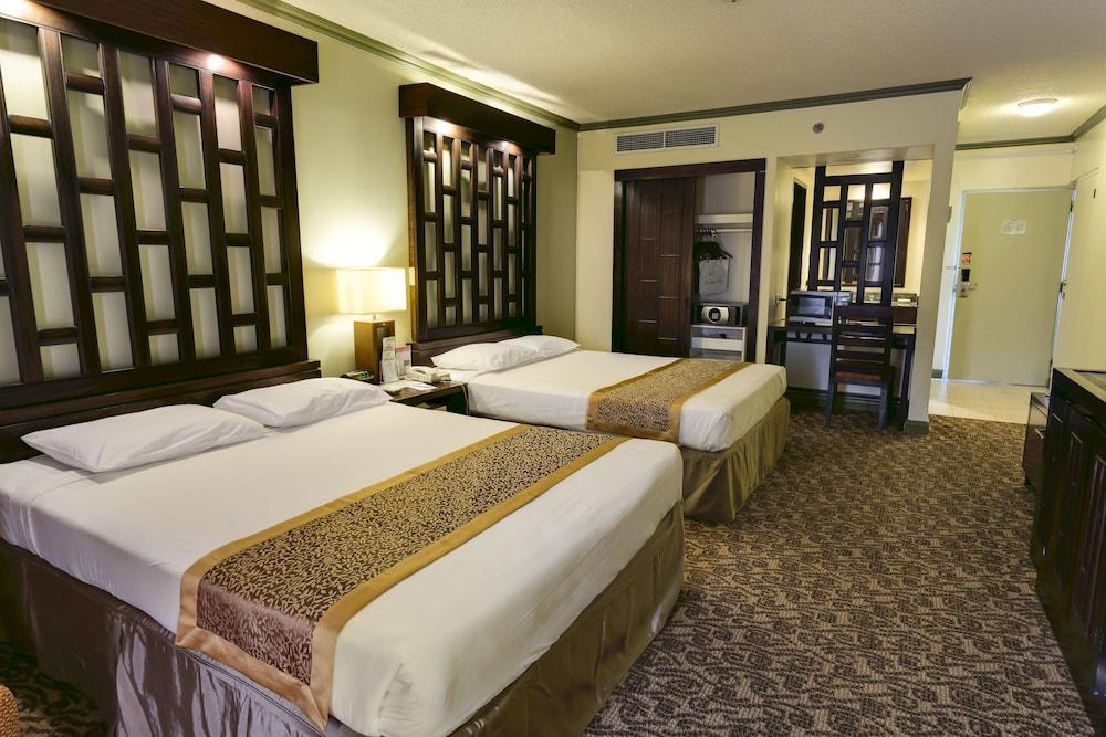 The Bayview Hotel Guam Тумон Екстериор снимка