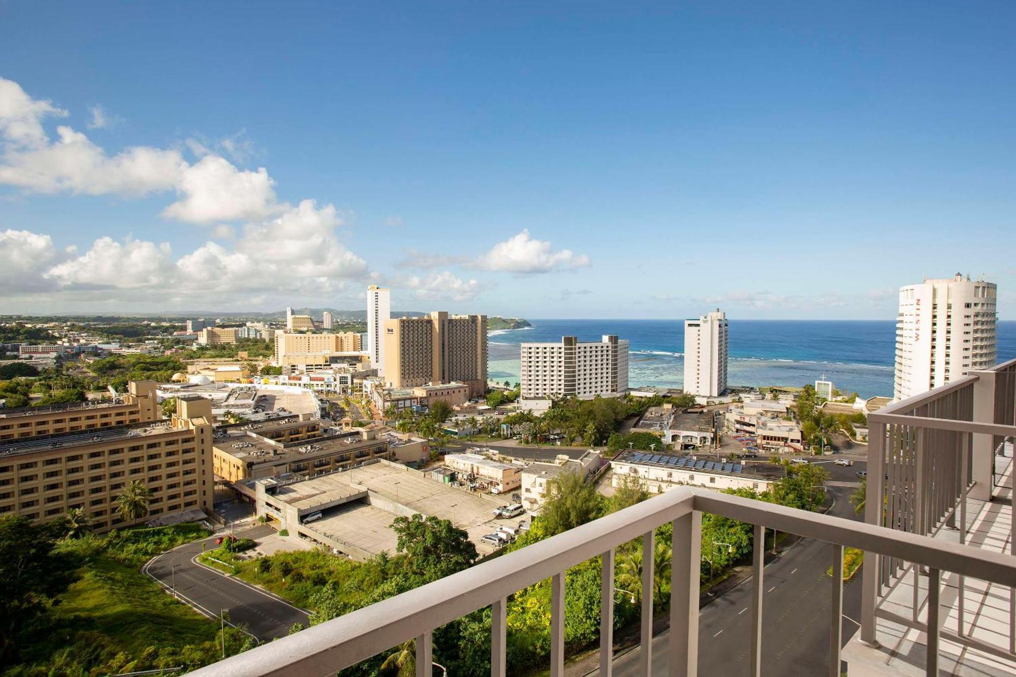 The Bayview Hotel Guam Тумон Екстериор снимка