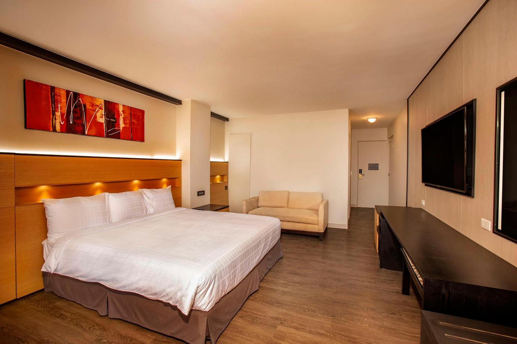 The Bayview Hotel Guam Тумон Екстериор снимка