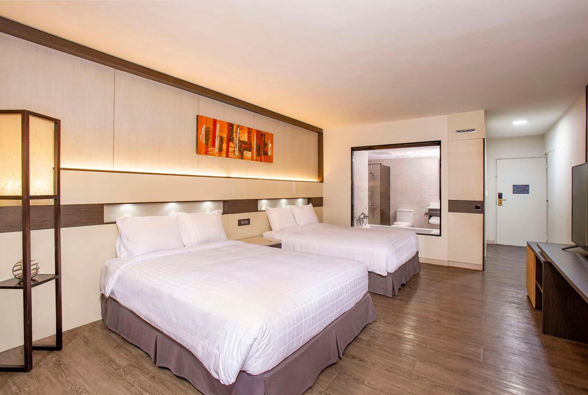 The Bayview Hotel Guam Тумон Екстериор снимка