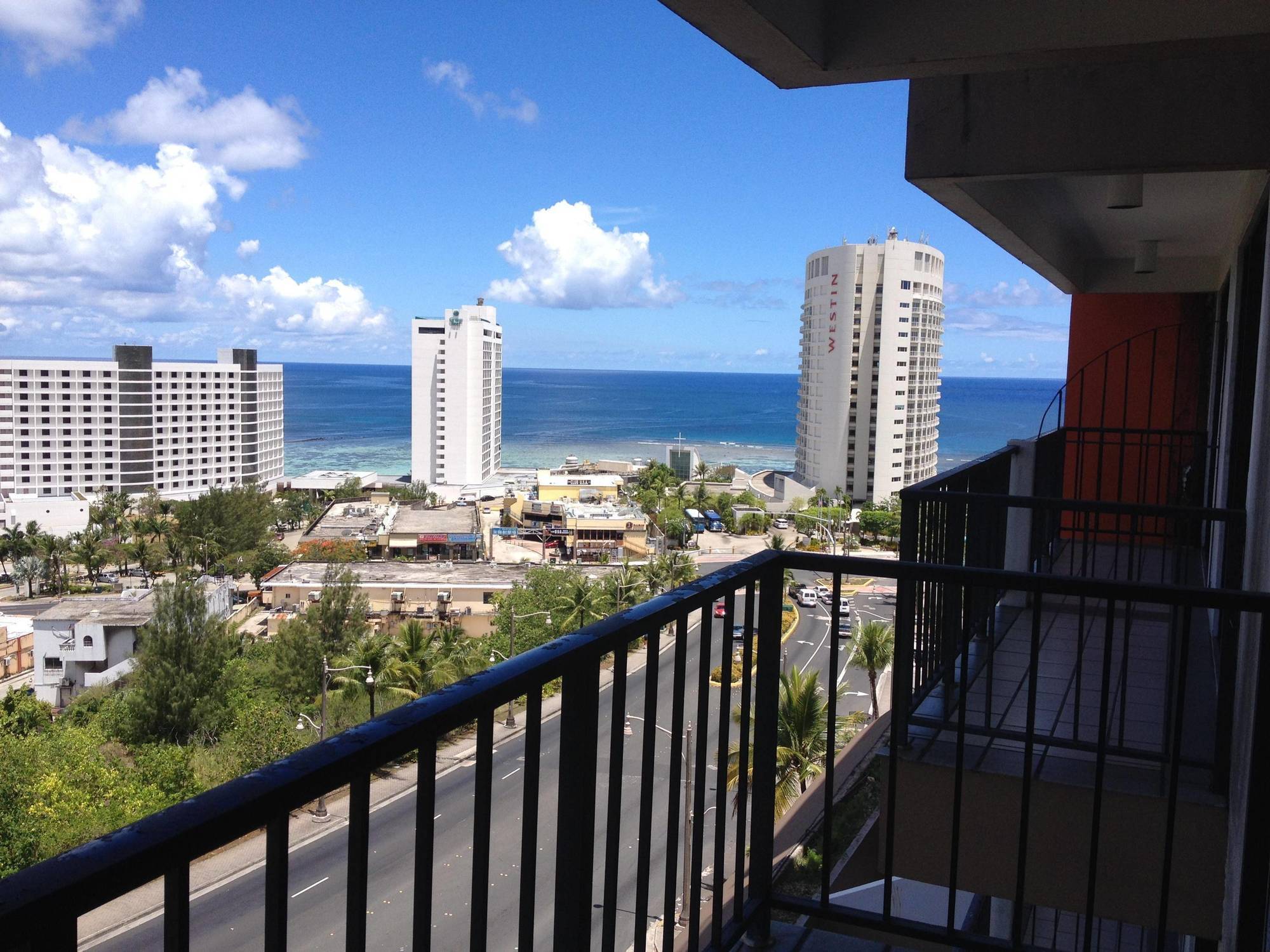 The Bayview Hotel Guam Тумон Екстериор снимка